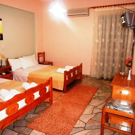 Blue Sky Apartments & Rooms Xiropigado Room photo