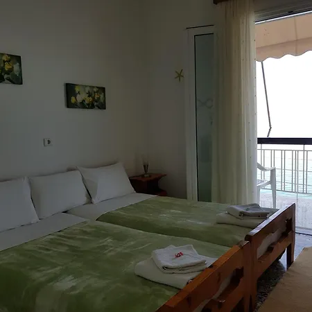 Blue Sky Apartments & Rooms Xiropigado Room photo